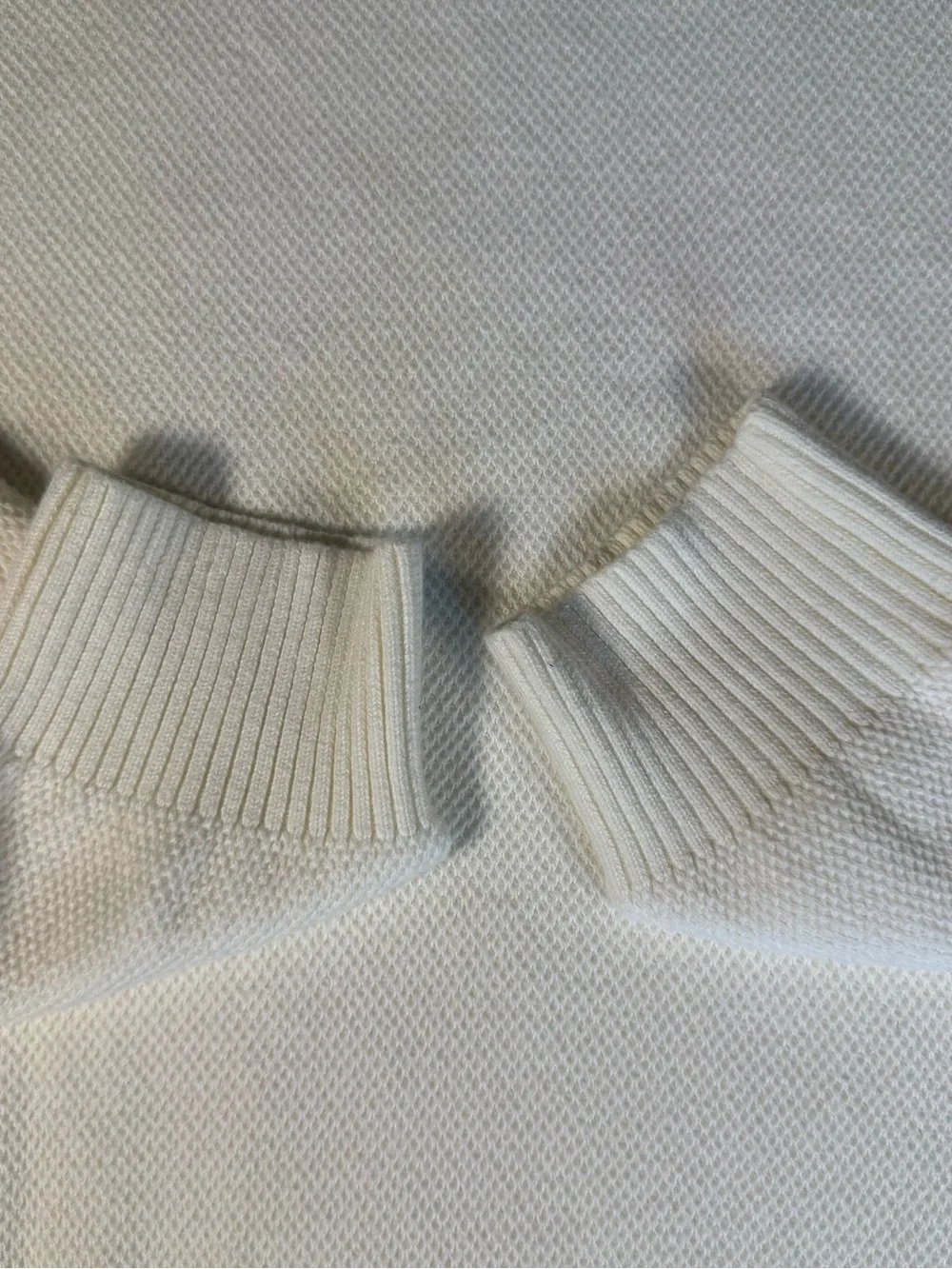 Tommy Hilfiger Men’s Cream Crewneck Sweater with Logo